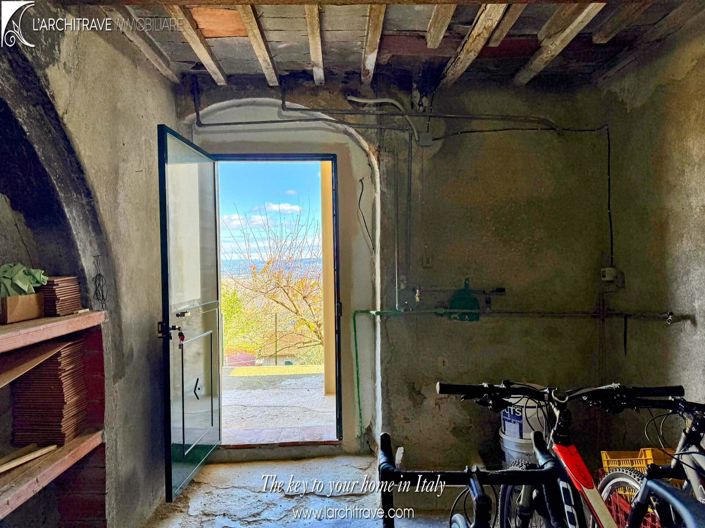 Image No.29-2 Bed House for sale