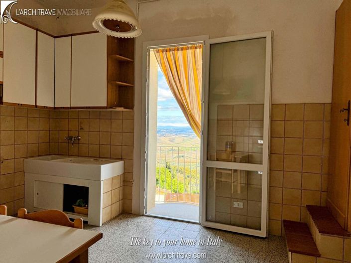 Image No.5-2 Bed House for sale