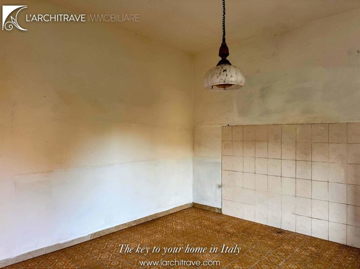 Image No.11-2 Bed House for sale