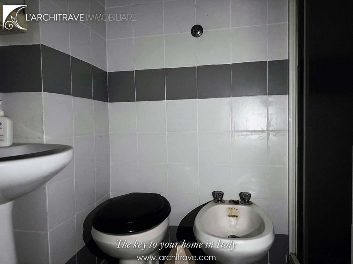 Image No.26-2 Bed House for sale