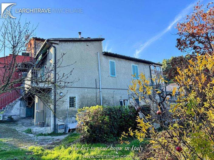 Image No.6-2 Bed House for sale