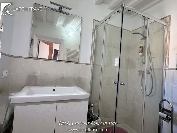 Image No.14-3 Bed House for sale