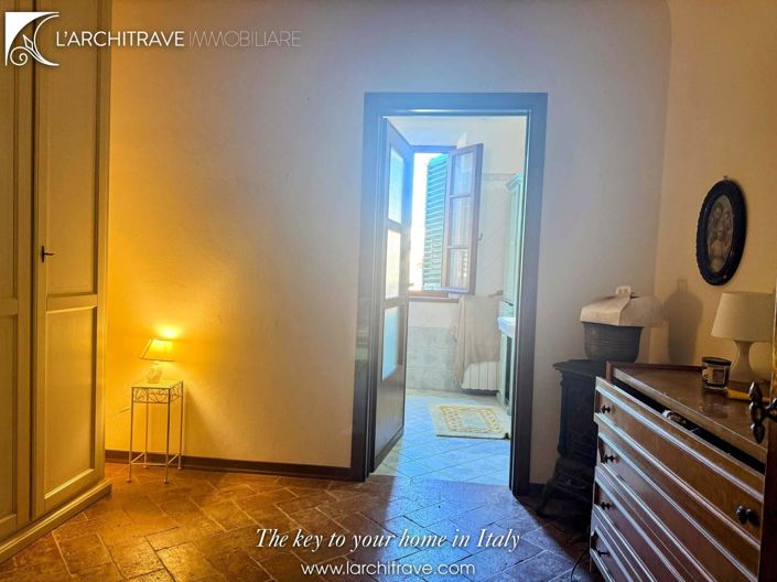 Image No.23-3 Bed House for sale