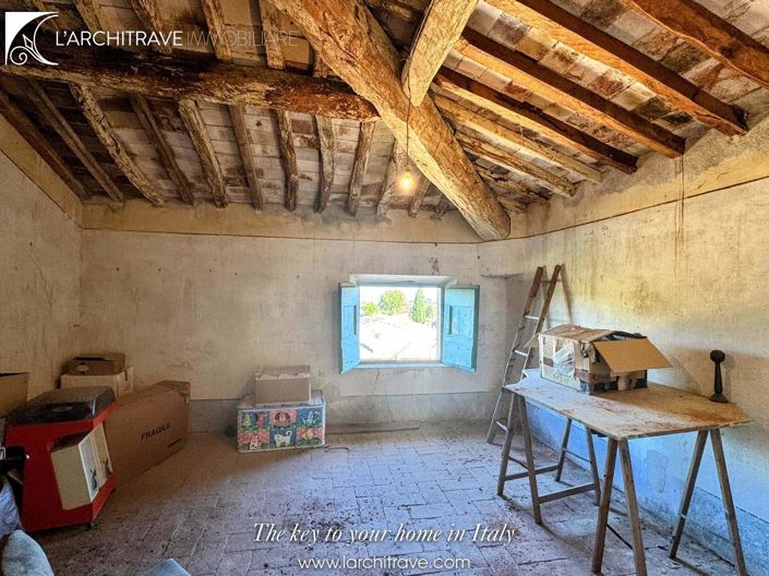 Image No.26-3 Bed House for sale