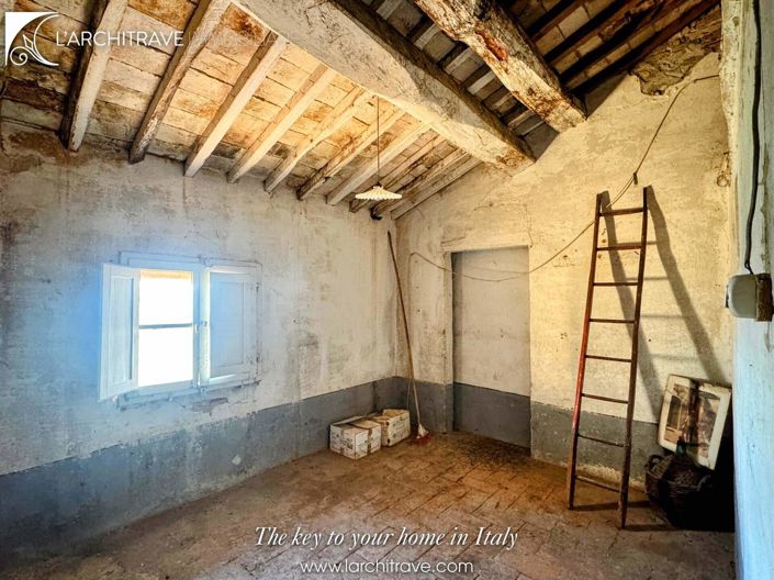 Image No.28-3 Bed House for sale