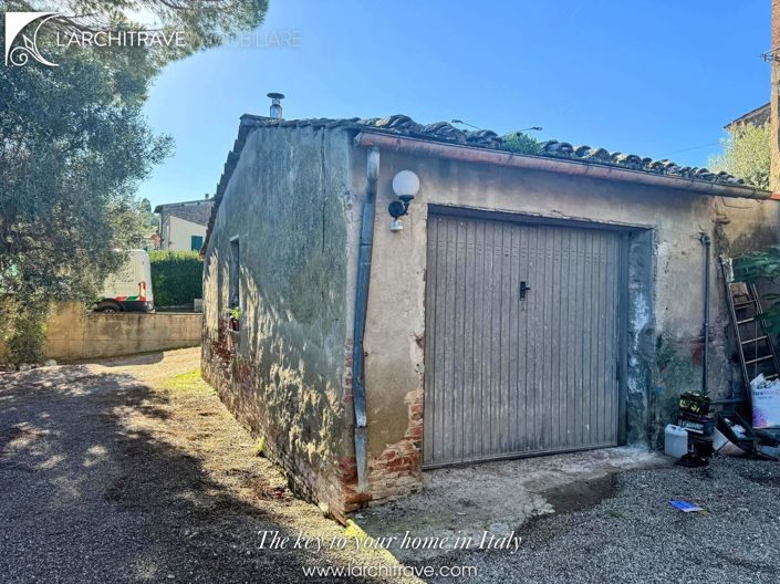 Image No.38-3 Bed House for sale