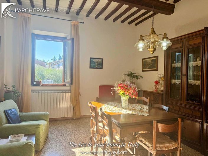 Image No.8-3 Bed House for sale