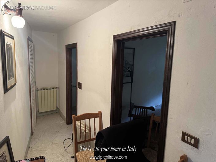 Image No.14-4 Bed House for sale