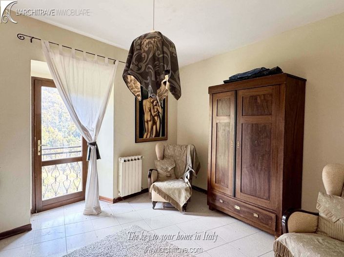 Image No.20-Maison de 4 chambres à vendre à Licciana Nardi