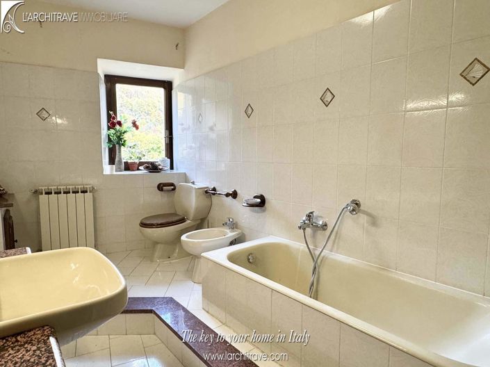 Image No.22-Maison de 4 chambres à vendre à Licciana Nardi