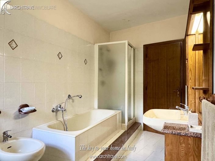 Image No.24-Maison de 4 chambres à vendre à Licciana Nardi