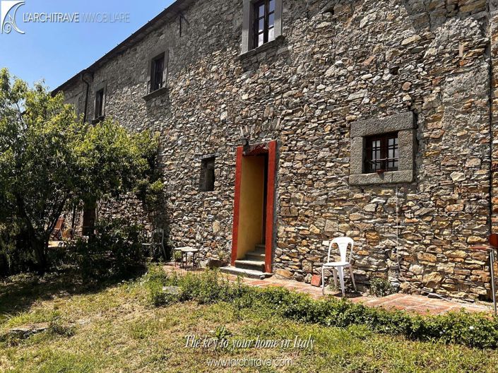 Image No.4-Villa de 4 chambres à vendre à Fivizzano