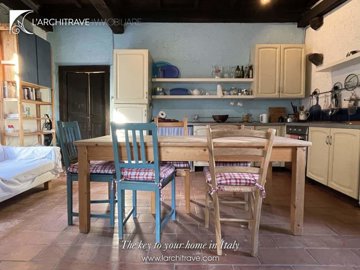 aa871ff2-e0a4-17f6-44f3-332e2c09e8a4