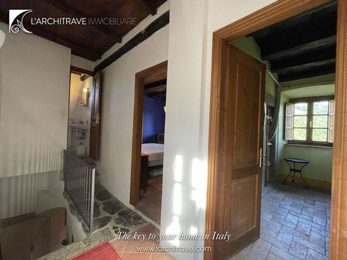 Image No.9-Villa de 4 chambres à vendre à Fivizzano