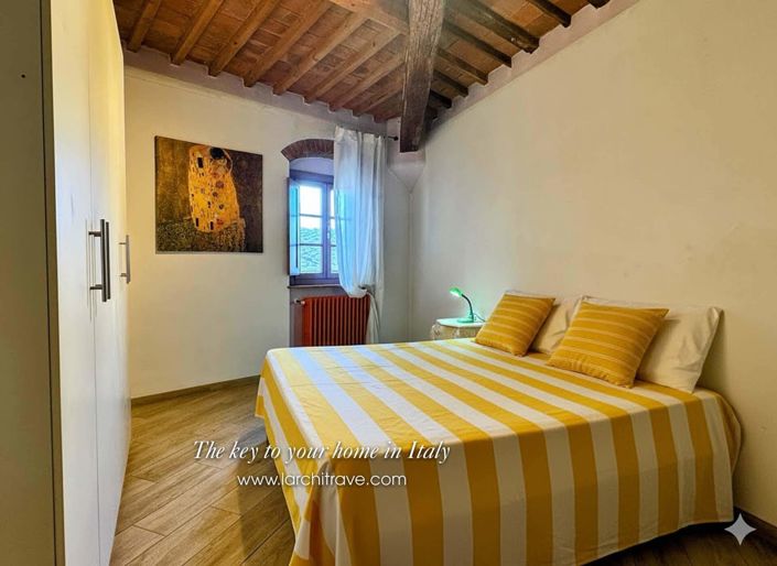 Image No.17-2 Bed House for sale