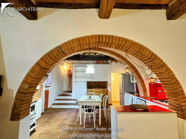 Image No.2-2 Bed House for sale