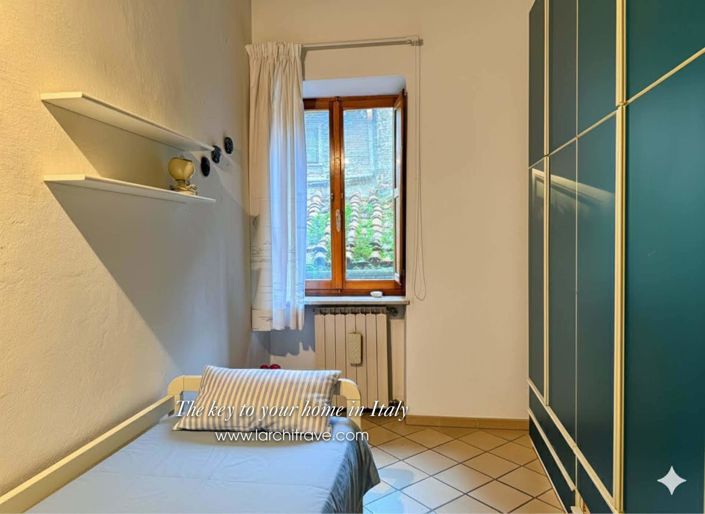 Image No.14-2 Bed House for sale