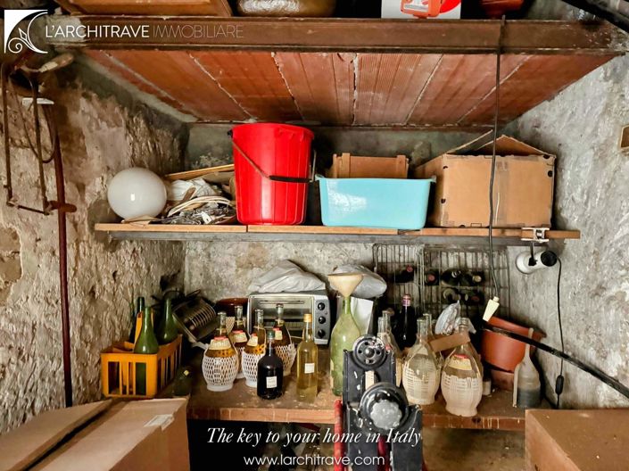 Image No.17-2 Bed House for sale