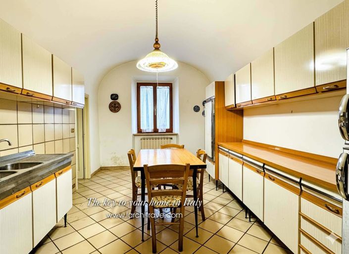 Image No.2-2 Bed House for sale