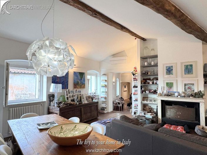 Image No.6-2 Bed House for sale