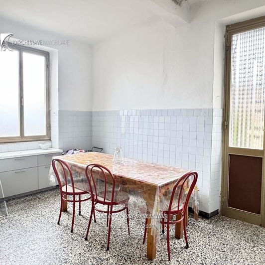 Image No.5-Maison de 4 chambres à vendre à la Spezia