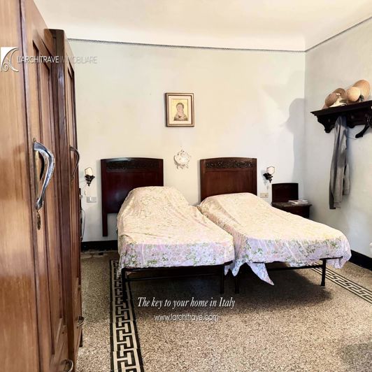 Image No.7-Maison de 4 chambres à vendre à la Spezia