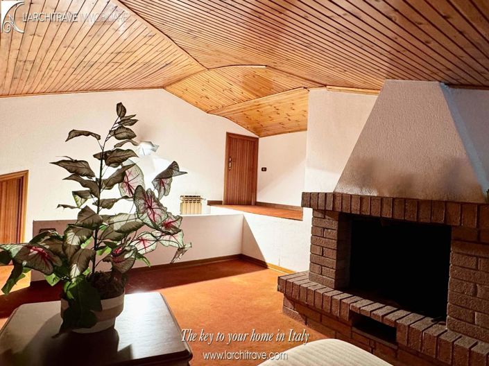 Image No.11-5 Bed Villa for sale