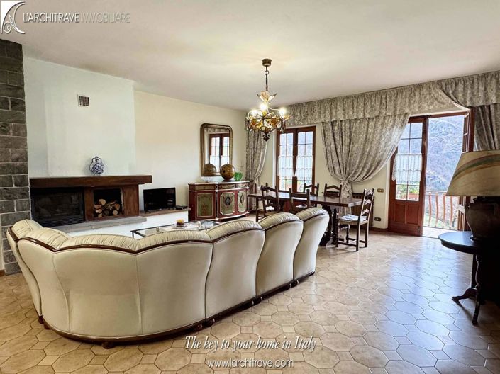 Image No.4-5 Bed Villa for sale