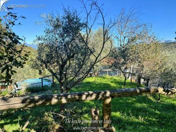 425598d3-76e4-c2a0-0dd7-6e5648c7a99c