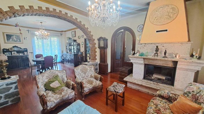 Image No.2-5 Bed Villa for sale