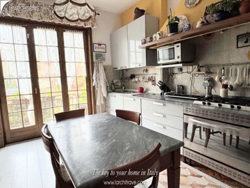 5523331d-fe15-b0e6-8a91-83d1bc3f5072