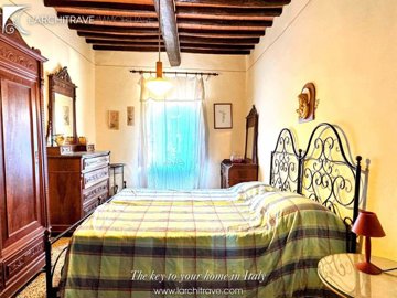 b6f3061a-d20c-3c7f-5f63-e7269a2b3325