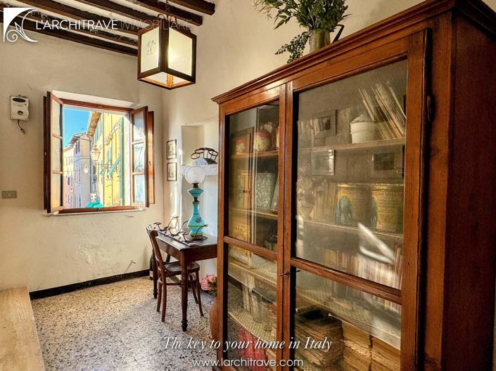 Image No.16-Maison de 1 chambre à vendre à Terricciola