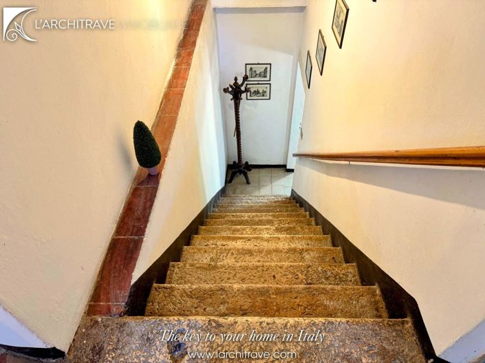 Image No.9-Maison de 1 chambre à vendre à Terricciola