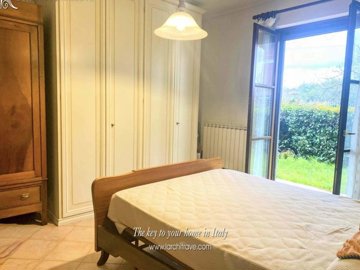 f148a2c9-c58e-d45a-faa4-b8640536e978