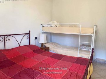 1fcd628a-b53f-435e-e4cc-69fe71a91b41