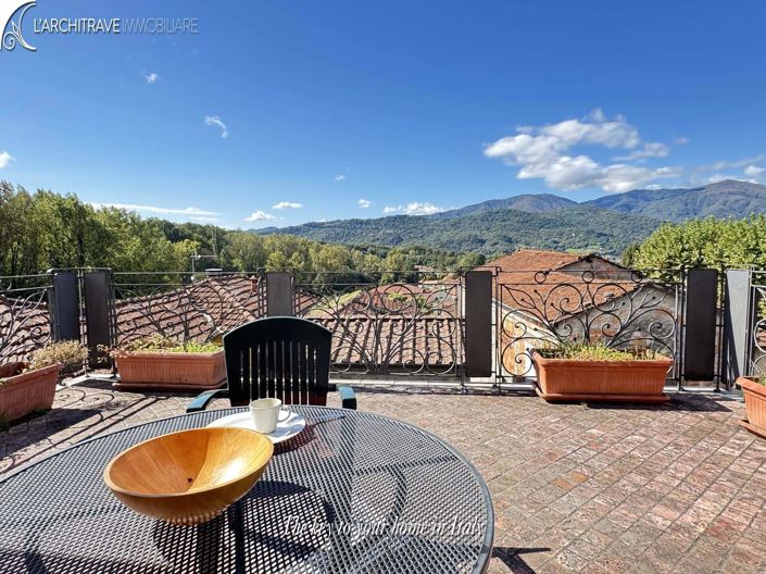 Image No.12-1 Bed House for sale