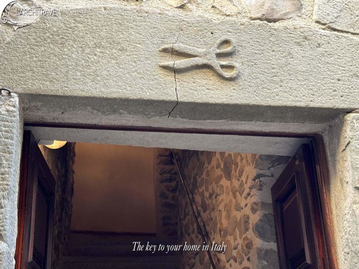 Image No.13-1 Bed House for sale