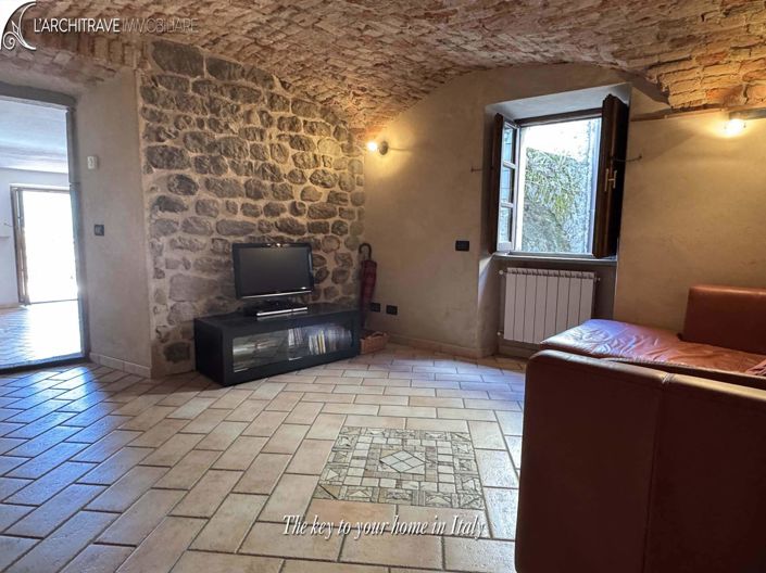 Image No.5-1 Bed House for sale