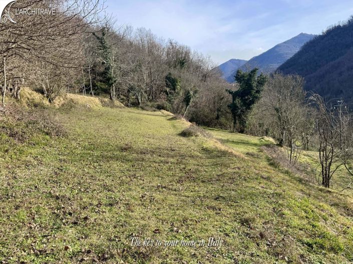 Image No.5-6 Bed House for sale