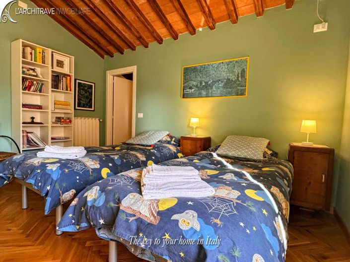 Image No.27-2 Bed House for sale