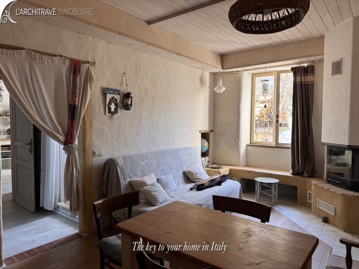 Image No.6-4 Bed House for sale