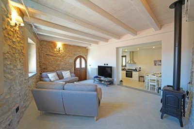 8eed3640-a3d0-b32a-d891-bbbf449a7dac