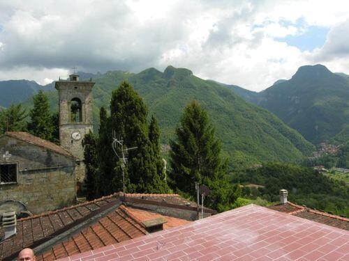 Image No.3-Maison de 2 chambres à vendre à Fivizzano
