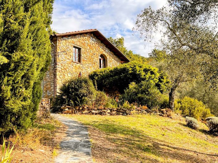 Image No.5-Villa de 2 chambres à vendre à Aulla