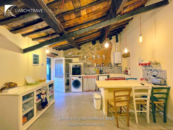 Image No.6-1 Bed House for sale