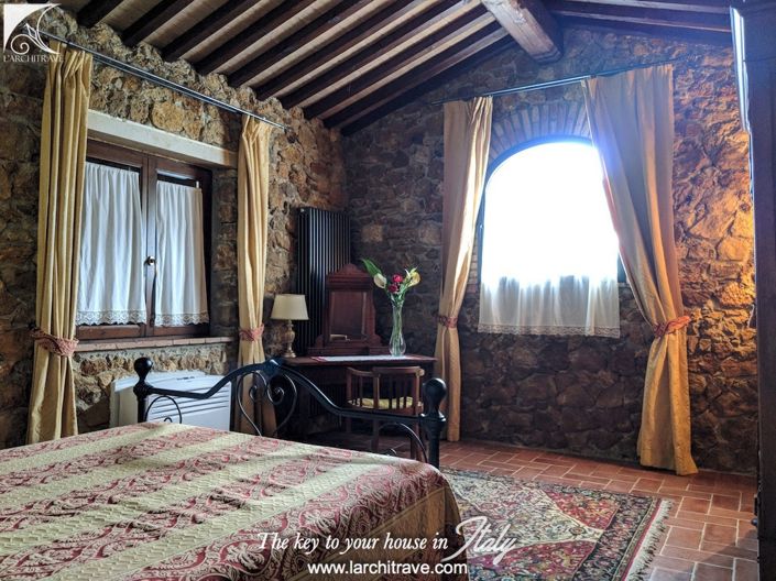 Image No.21-7 Bed House for sale