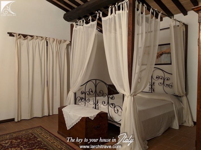 Image No.26-7 Bed House for sale