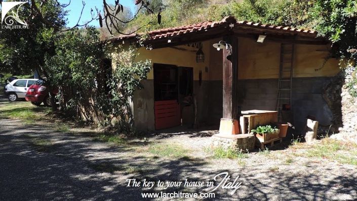 Image No.21-3 Bed House for sale