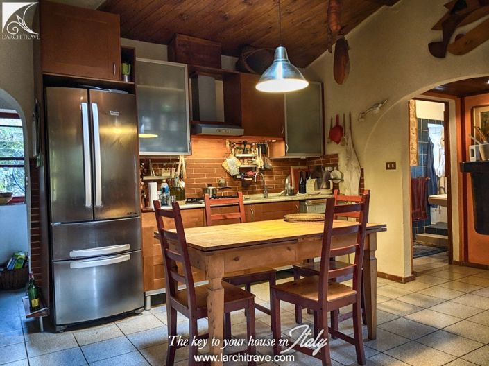 Image No.6-3 Bed House for sale